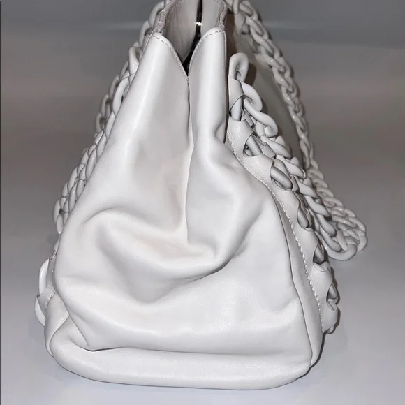 ❤️NWT CHANEL MODERN CHAIN RHODOID WHITE LEATHER TOTE BAG - Picture 11 of 15